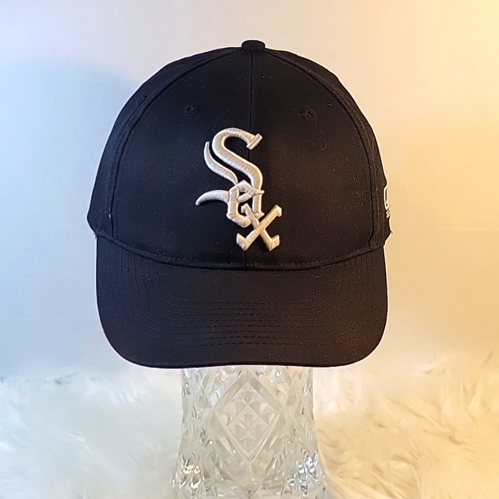 OC SPORTS‎ TEAM MLB Chicago White Sox Black and White Hat